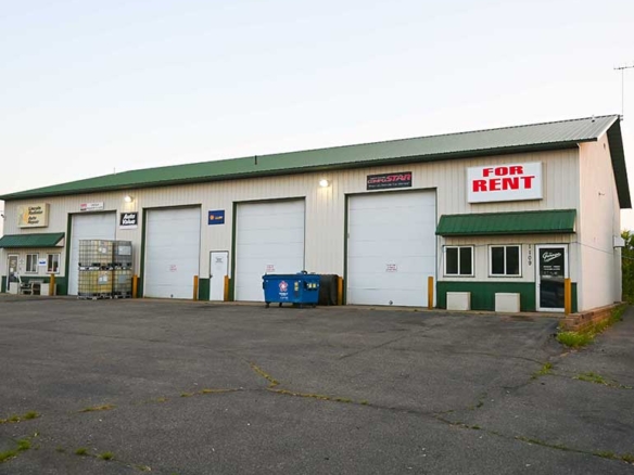 Sauk Rapids commercial real estate for rent or for sale or lease near me.